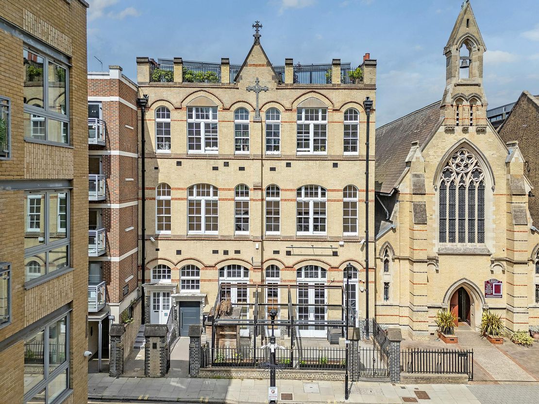 16 Hoxton Square, London, N1 6NT