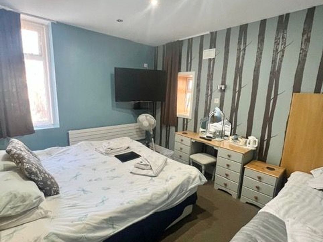 Dragon Fly Hotel 75 Lord Street, Blackpool, FY1
