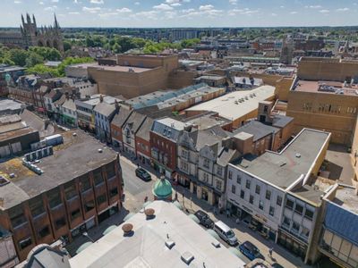 Property Image for 33A and 33B Westgate, Peterborough, Peterborough, Lincolnshire, PE1 1PZ