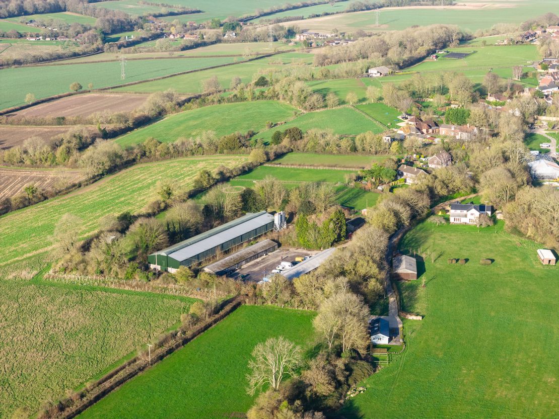 Whites Hill Farm, Whites Hill, Owslebury, Winchester, Hampshire, SO21 1LT