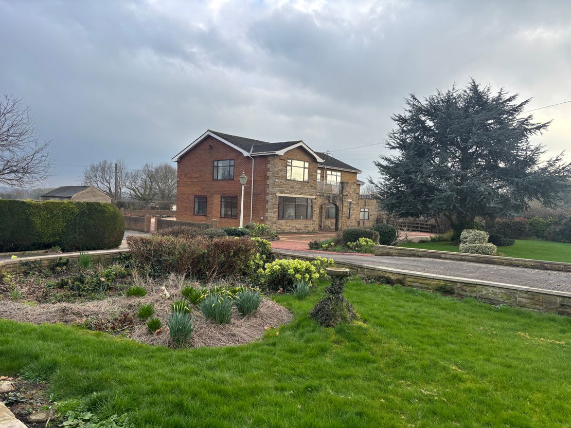 Kinza House, 396 Aberford Road, Stanley, WF3 4PQ
