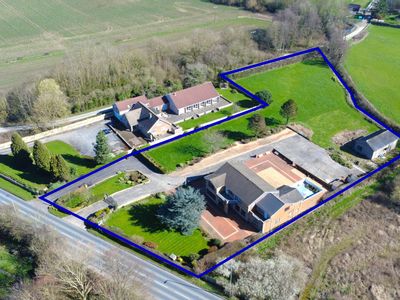 Property Image for Kinza House, 396 Aberford Road, Stanley, WF3 4PQ