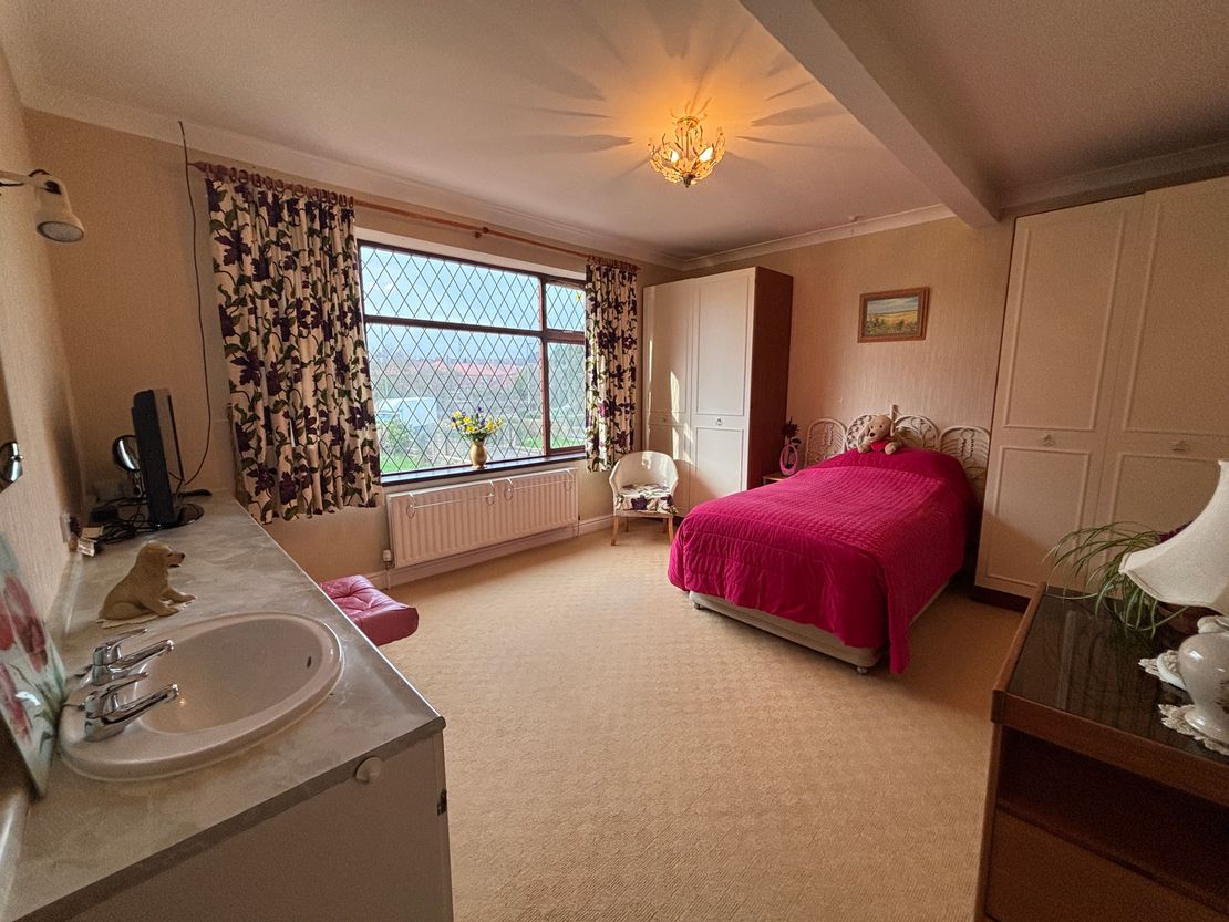 Kinza House, 396 Aberford Road, Stanley, WF3 4PQ