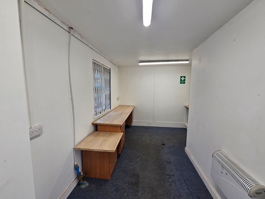 Unit 19 Cloverlay Industrial Estate, Canterbury Lane, Off Otterham Quay Lane, Rainham, Kent, ME8 8GL