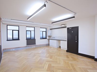 Property Image for Islington Studio, Linthwaite Business Centre, Manchester Road, Linthwaite, London, Greater London, N19 4NF