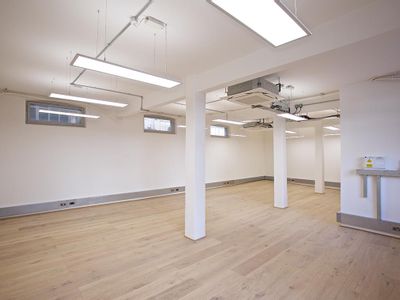 Property Image for Islington Studio, Linthwaite Business Centre, Manchester Road, Linthwaite, London, Greater London, N19 4NF