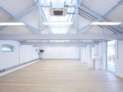 Property Image for Islington Studio, Linthwaite Business Centre, Manchester Road, Linthwaite, London, Greater London, N19 4NF