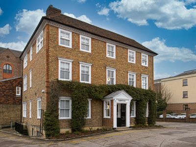 Property Image for Kestrel & Knightrider House, Knightrider Street, Maidstone, Kent, ME15 6LU