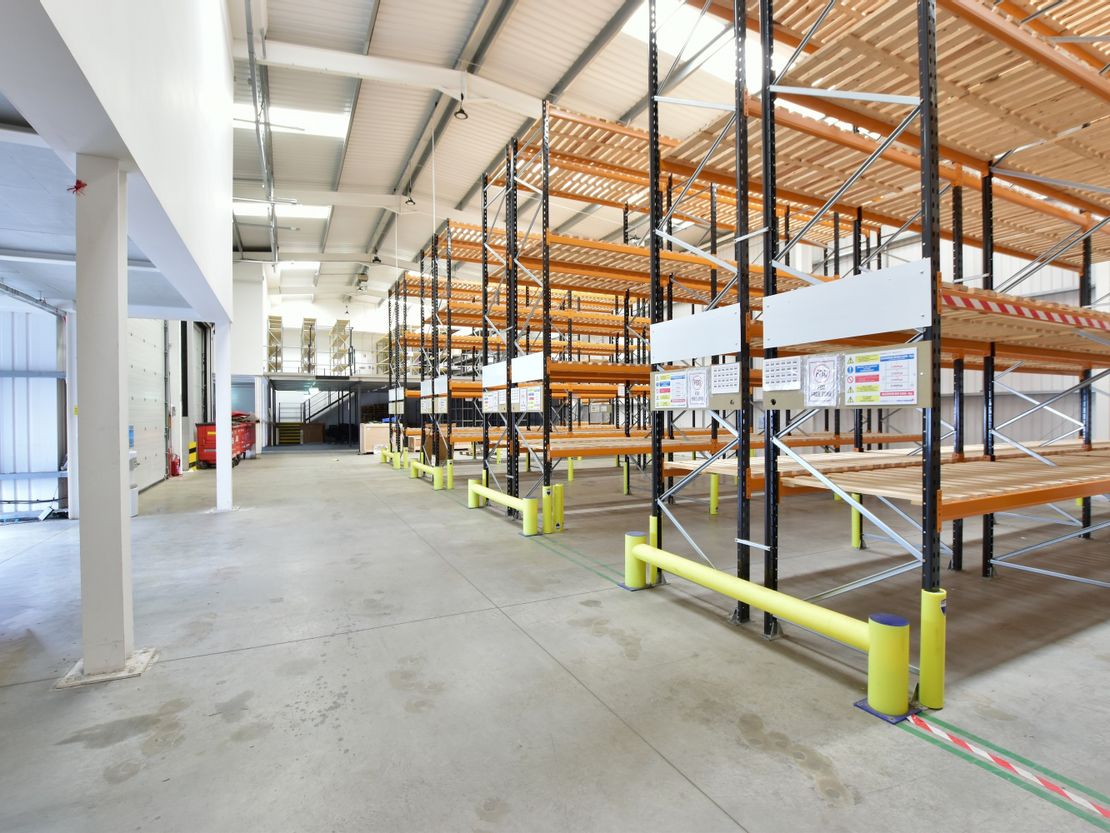 Units I & J, Caxton court, Caxton Way, Watford WD18 8RH