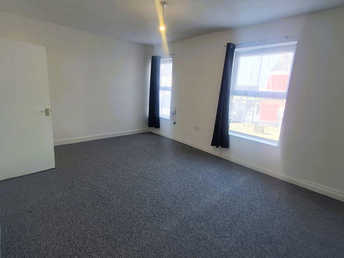 38 Holderness Road, Hull, East Riding Of Yorkshire, HU9 1EF