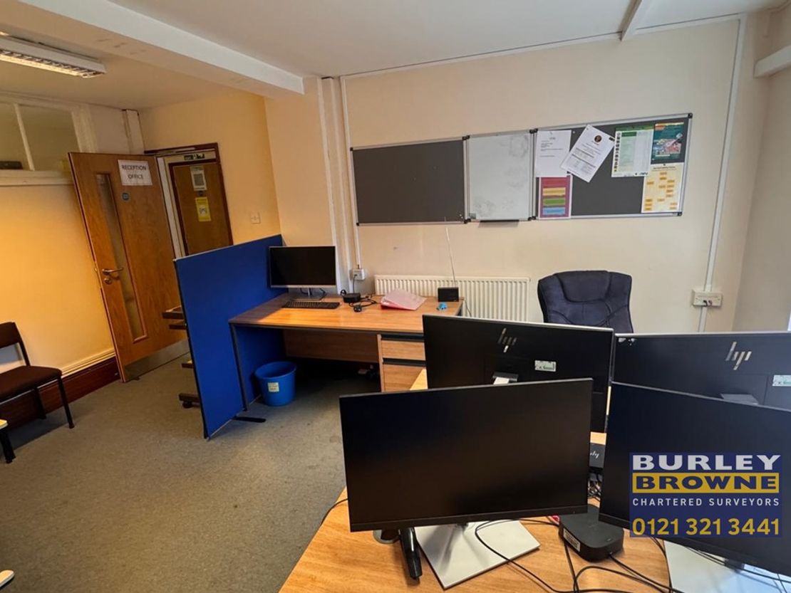 Agriculture House, The Common, Langley Burrell, Chippenham, Wiltshire, SN15 4LQ