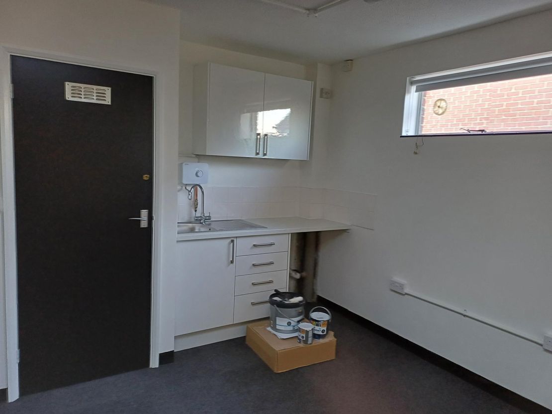 First Floor Office, Ingatestone Library, High Street, Ingatestone, Essex, CM4 9EU