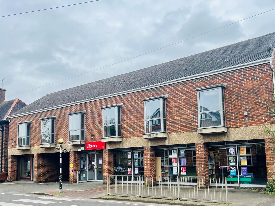 First Floor Office, Ingatestone Library, High Street, Ingatestone, Essex, CM4 9EU