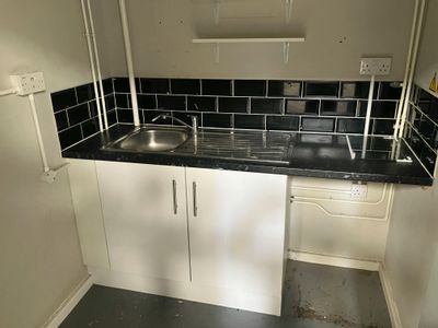 Property Image for 20-21 Heathfield, Stacey Bushes, Milton Keynes, MK12 6HP