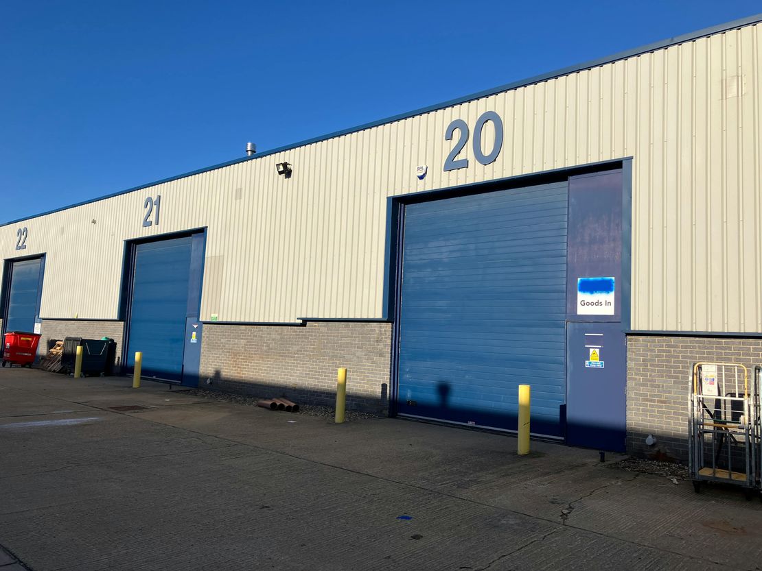 20-21 Heathfield, Stacey Bushes, Milton Keynes, MK12 6HP
