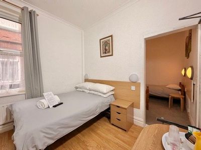 Property Image for Danescourt Hotel, 10 Station Road, Blackpool, FY4
