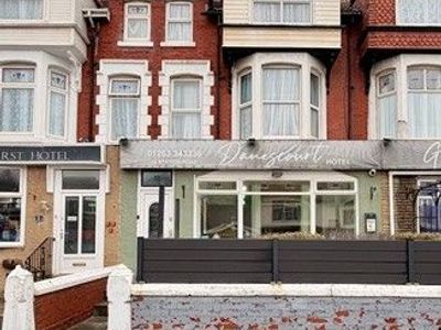 Property Image for Danescourt Hotel, 10 Station Road, Blackpool, FY4