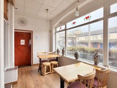 Property Image for Danescourt Hotel, 10 Station Road, Blackpool, FY4