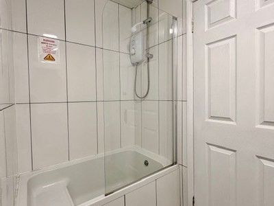 Property Image for Danescourt Hotel, 10 Station Road, Blackpool, FY4
