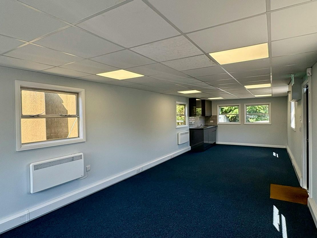 Cabin Office, Shepperton Marina, Felix Lane, Shepperton, TW17 8NS