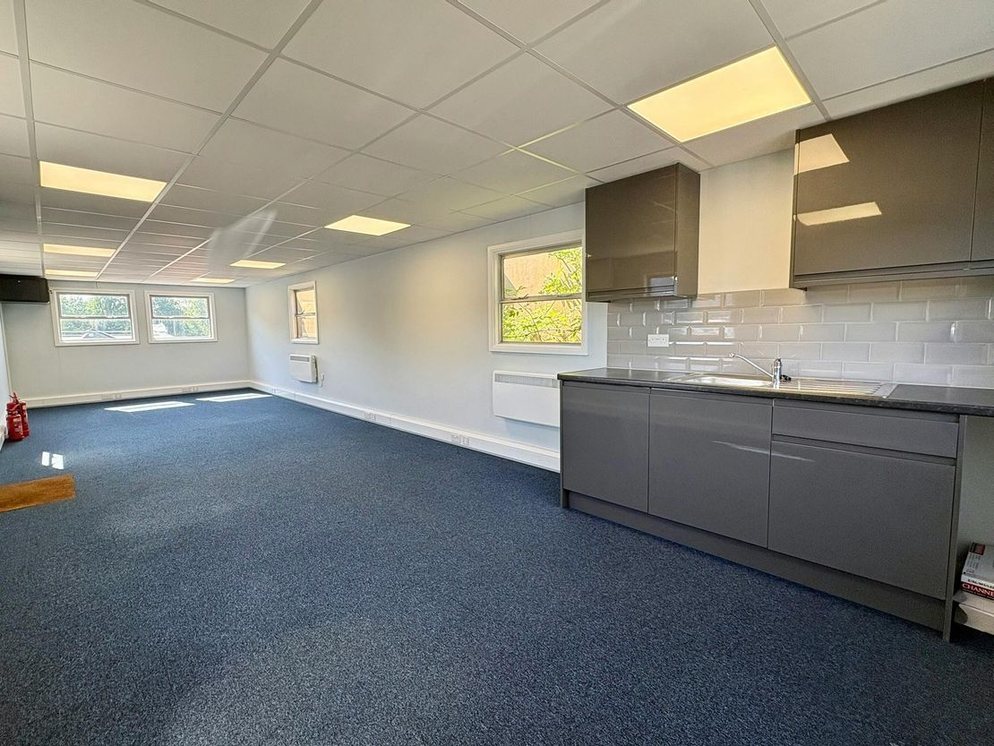 Cabin Office, Shepperton Marina, Felix Lane, Shepperton, TW17 8NS