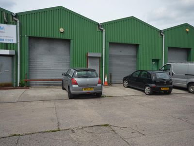 Property Image for Commercial Unit to let 1009 Sq Ft suitable for various trades