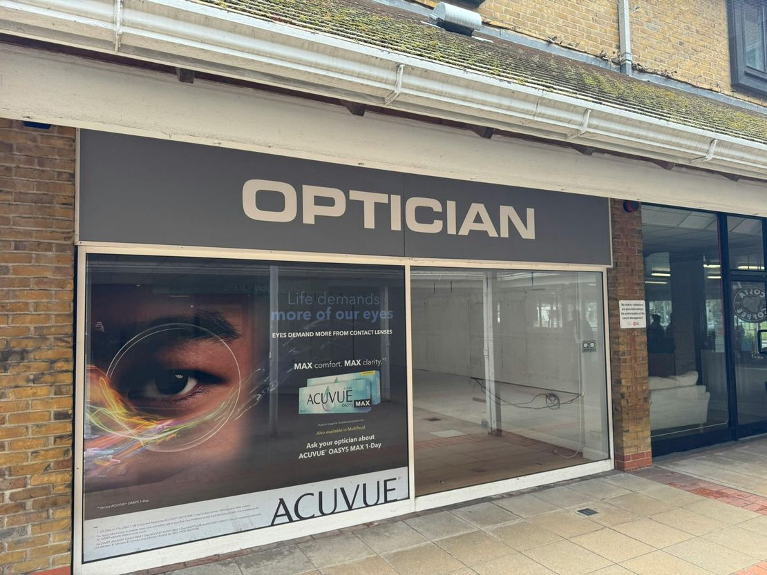Hersham Centre, Hersham Green, Walton-on-Thames, KT12 4HL