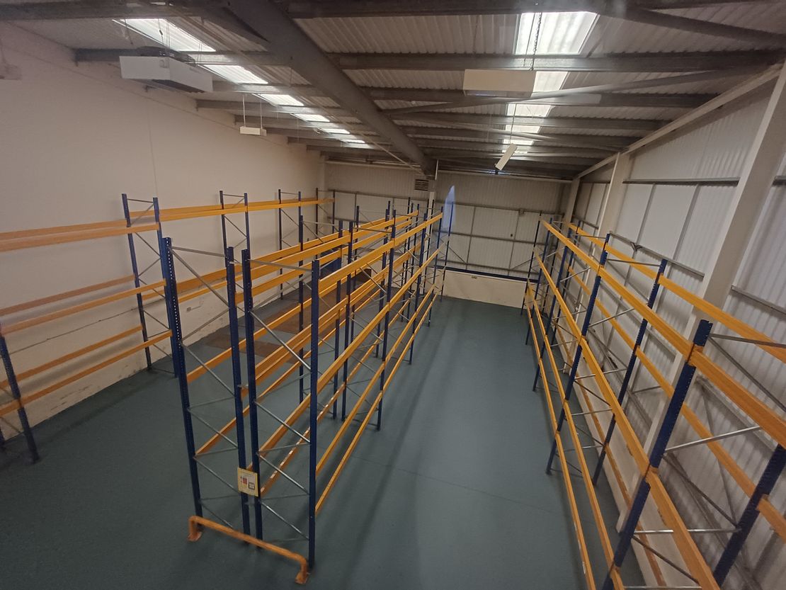 12 Heron Business Park, Eastman Way, Hemel Hempstead Industrial Estate, Hemel Hempstead, Hertfordshire, HP2 7FW