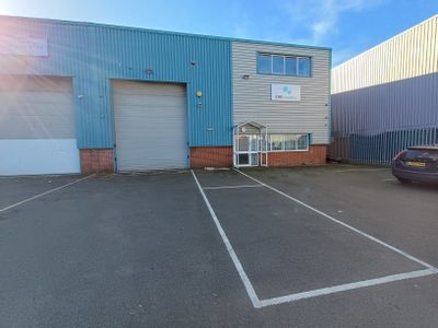 Property Image for 12 Heron Business Park, Eastman Way, Hemel Hempstead Industrial Estate, Hemel Hempstead, Hertfordshire, HP2 7FW