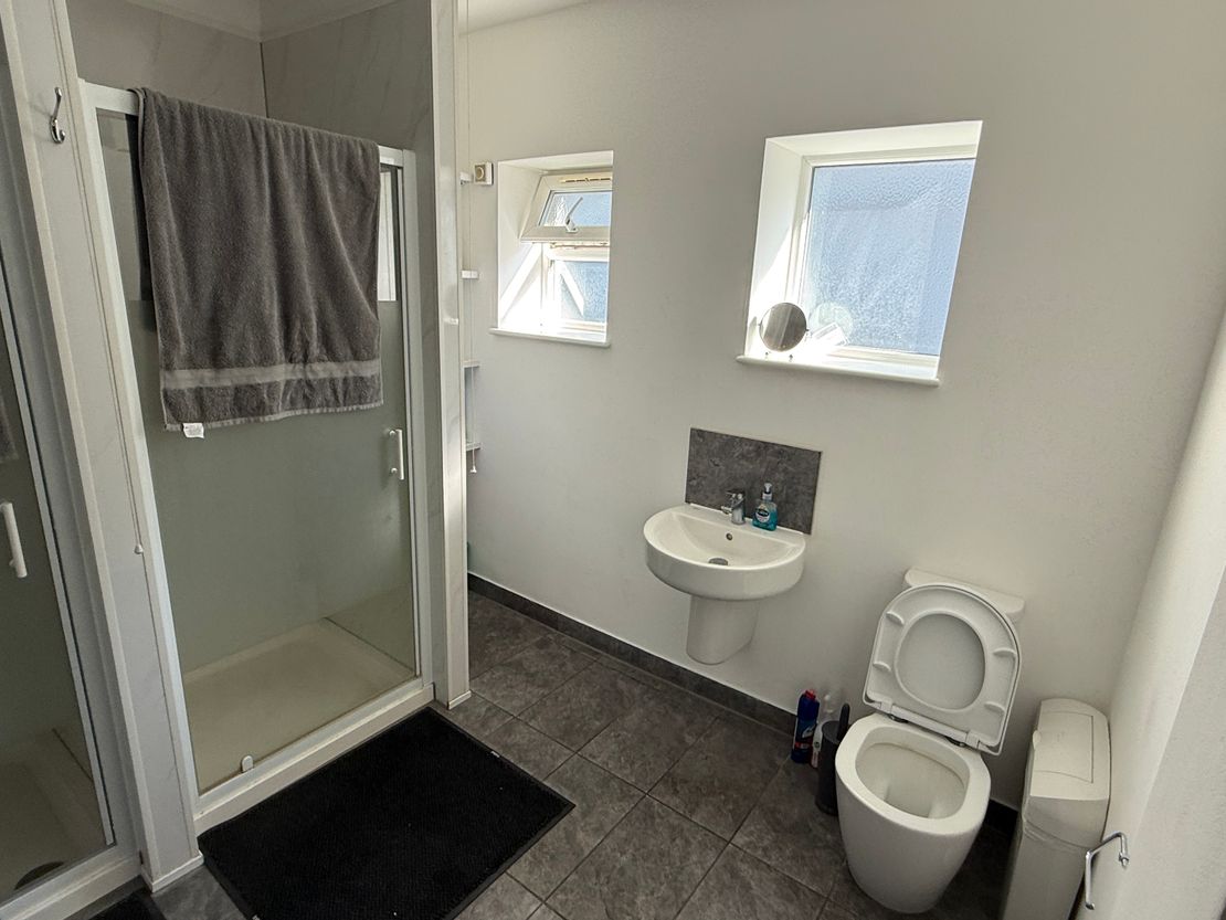 Yard, Moor Mill Lane, Colney Street, Radlett, Hertfordshire, AL2 3UA