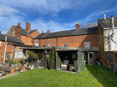 Property Image for The Sun Inn - Main Street, Belton In Rutland, Oakham LE15 9LB