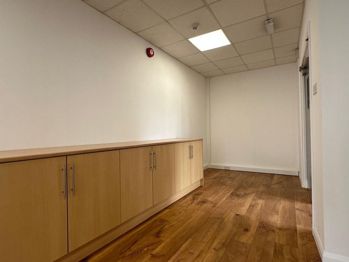 Ground Floor, Unit 5, Charles Court, Warwick, CV34 5LZ