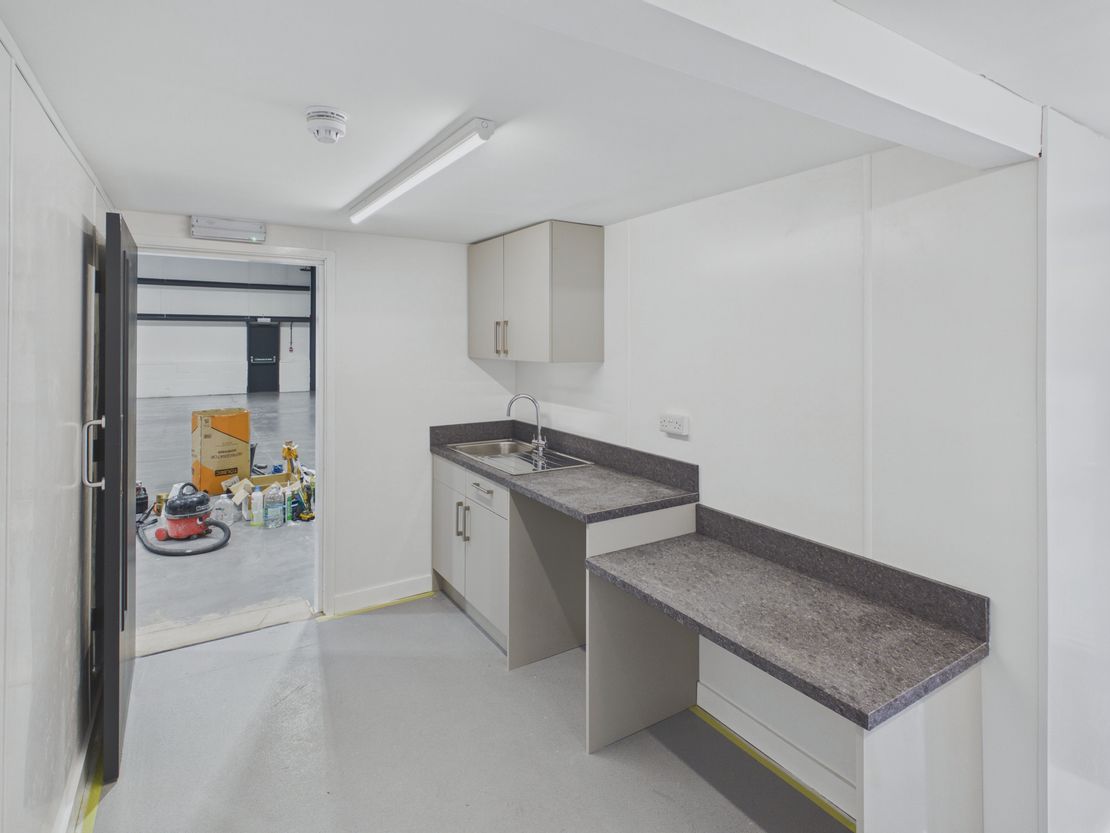Unit 2, Canal Side Industrial Estate, Widnes, WA8 0QR