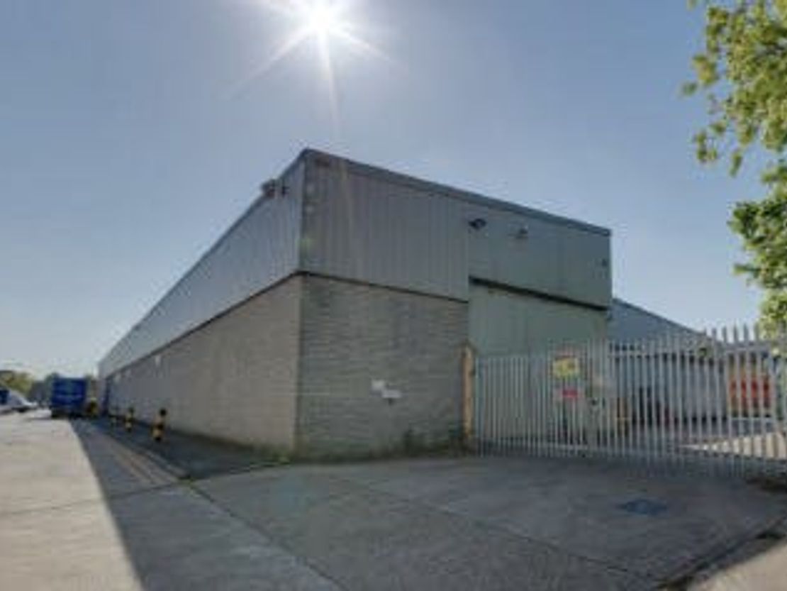 Unit E, Dolphin Industrial Estate, Sunbury-on-Thames, TW16 7HE
