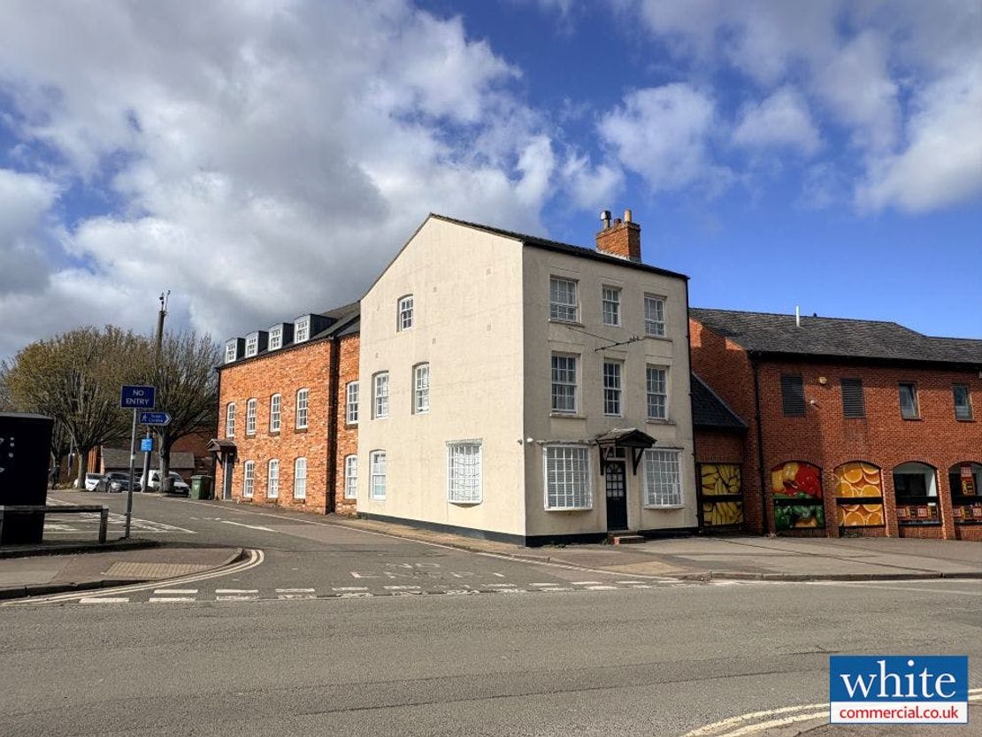 Globe House, 55 Calthorpe Street, Banbury, OX16 5EX