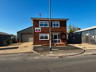 Property Image for Unit 2 Eastern Avenue, Dunstable, LU5 4JY