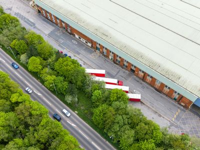 Property Image for Unit 10A, Leeds Bradford Airport Industrial Estate, Leeds, LS19 7WP