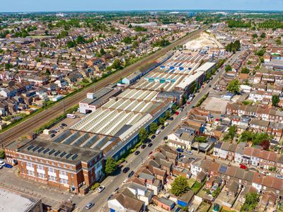 Property Image for Unit 5A, Britannia Estate, Leagrave Road, Luton, Bedfordshire, LU3 1RJ