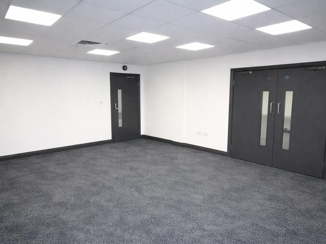 2 Archers Park, Branbridges Road, East Peckham, Tonbridge, TN12 5HP