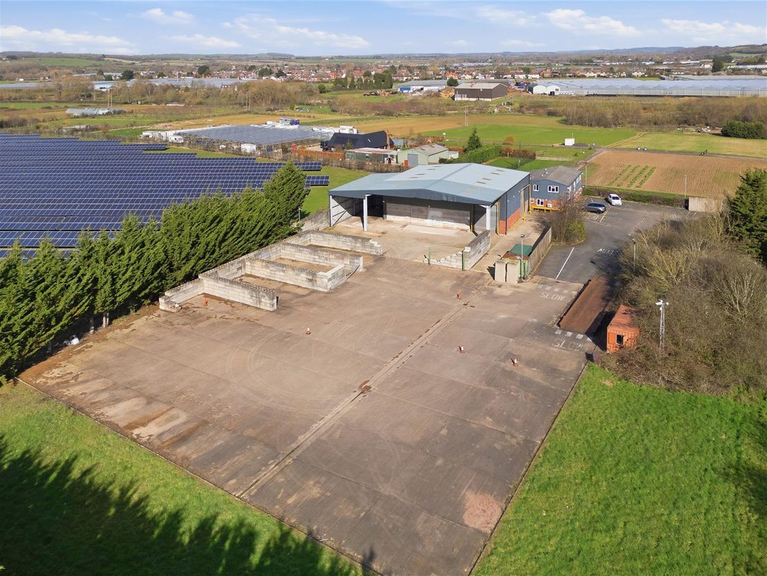 Offenham Road, Evesham WR11 8DX