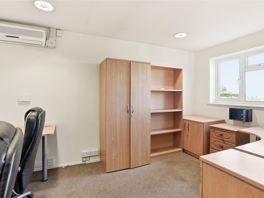 Offenham Road, Evesham WR11 8DX
