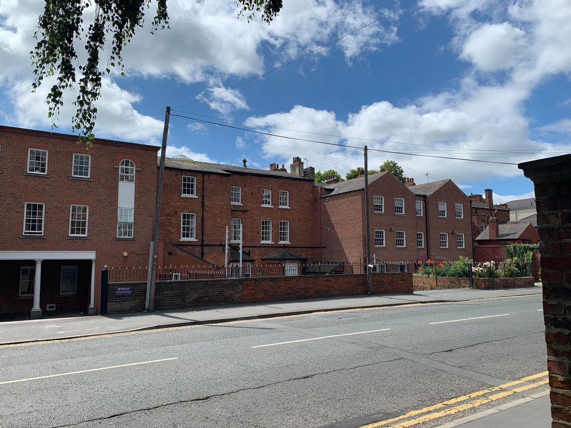 Suite 8, 8-10 South Parade, Wakefield, West Yorkshire, WF1 1LR