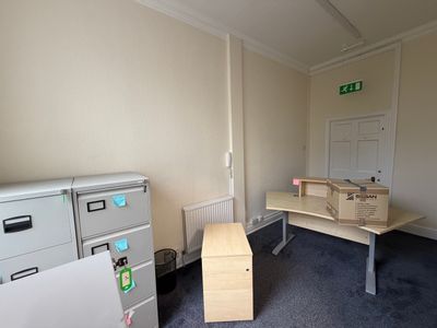 Property Image for Suite 8, 8-10 South Parade, Wakefield, West Yorkshire, WF1 1LR