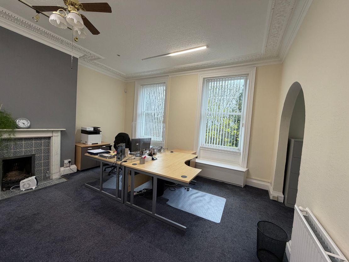 Suite 8, 8-10 South Parade, Wakefield, West Yorkshire, WF1 1LR