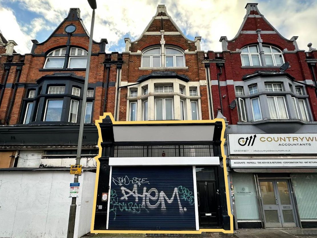 13 Thrale Rd, London SW16 1NS