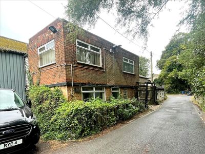 Property Image for 143 South Undercliff, Rye TN31 7HW
