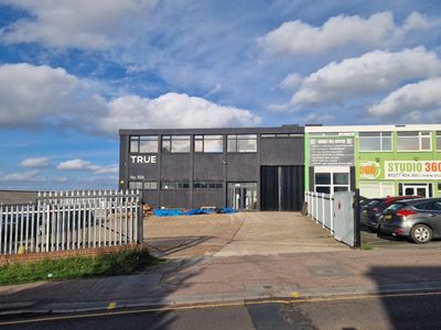 Property Image for 32a Radford Way, Billericay CM12 0AB