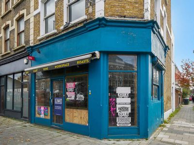 Property Image for 89 Acre Ln, Brixton Hill, London SW2 5TN