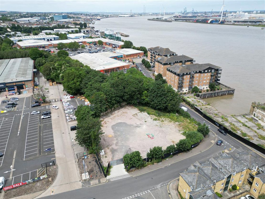 Clifton Slipways, Stuart Road, Gravesend DA11 0BS