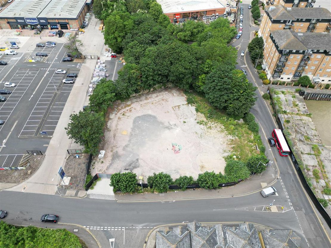 Clifton Slipways, Stuart Road, Gravesend DA11 0BS